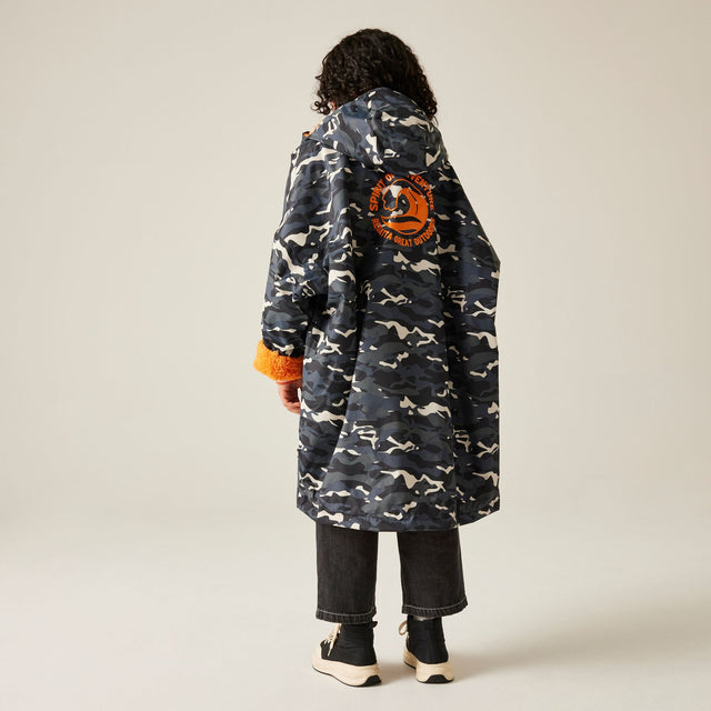 Regatta Kids Hooded Waterproof Dry Changing Robe