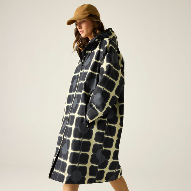 Regatta Womens Orla Kiely Waterproof Dry Changing Robe