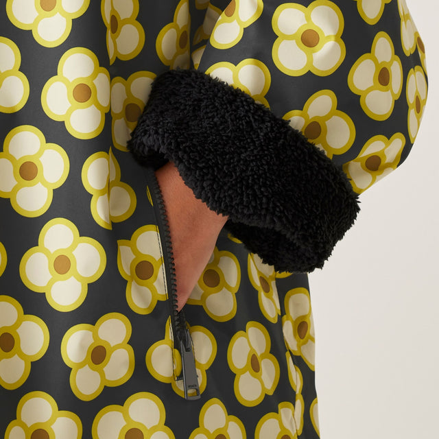 Regatta Kids Girls Orla Kiely Waterproof Dry Changing Robe