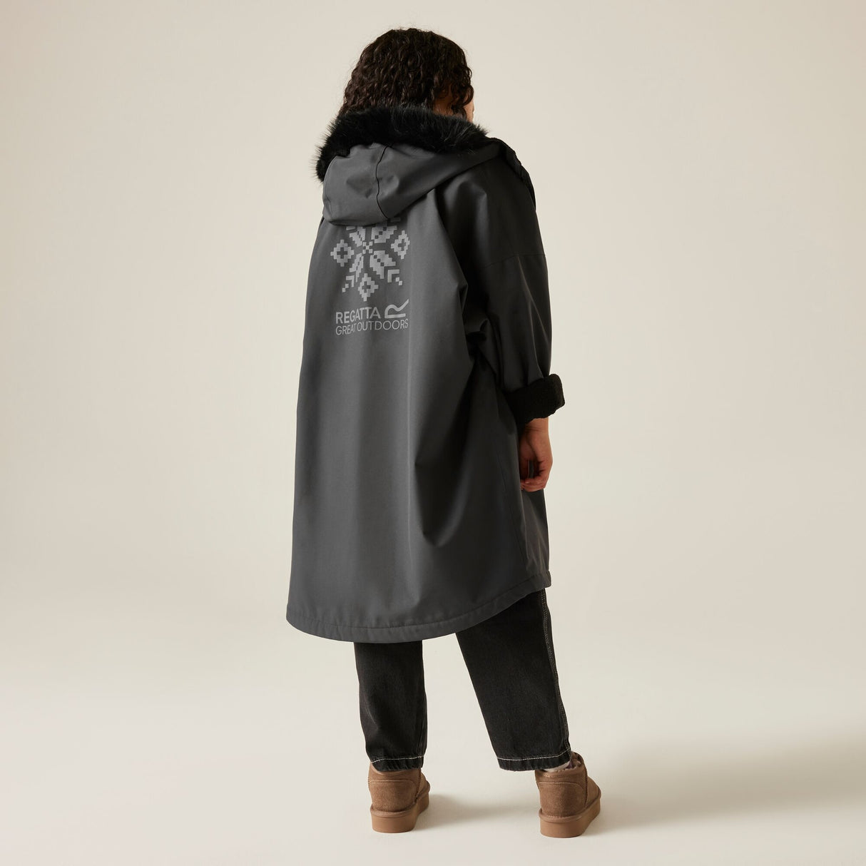 Regatta Kids Fur Trim Hooded Waterproof Pro Dry Changing Robe