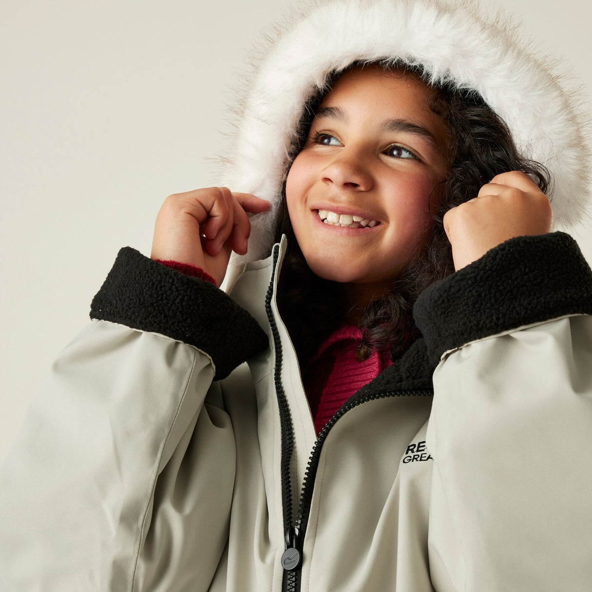 Regatta Kids Fur Trim Hooded Waterproof Pro Dry Changing Robe