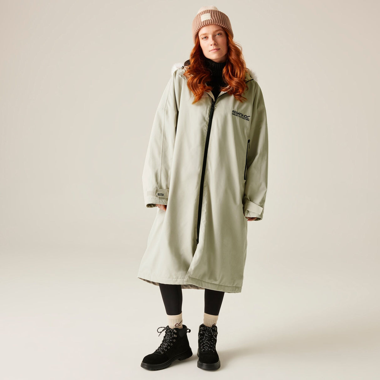 Regatta Adults Pro Fur Lined Waterproof Dry Changing Robe