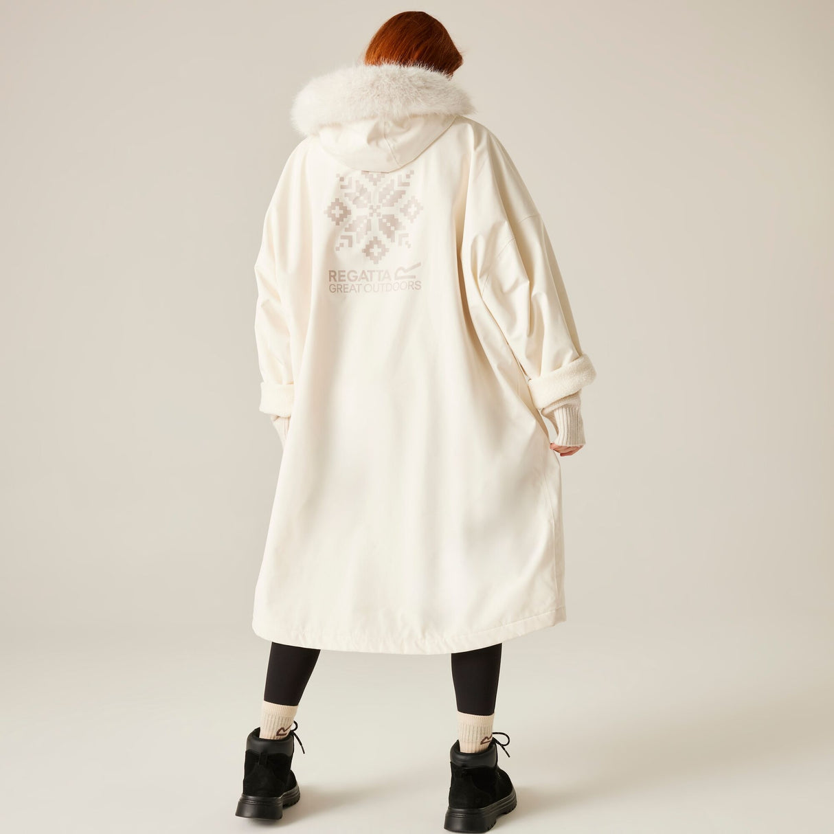 Regatta Adults Pro Fur Lined Waterproof Dry Changing Robe